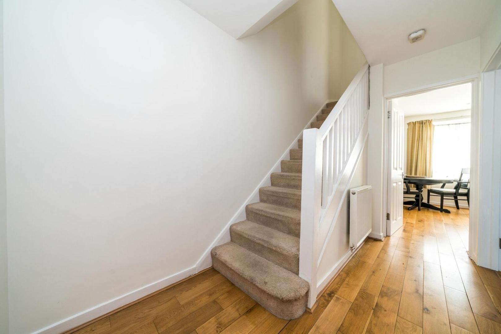 New 2bd Flat Heart Of Battersea - Close To Station *